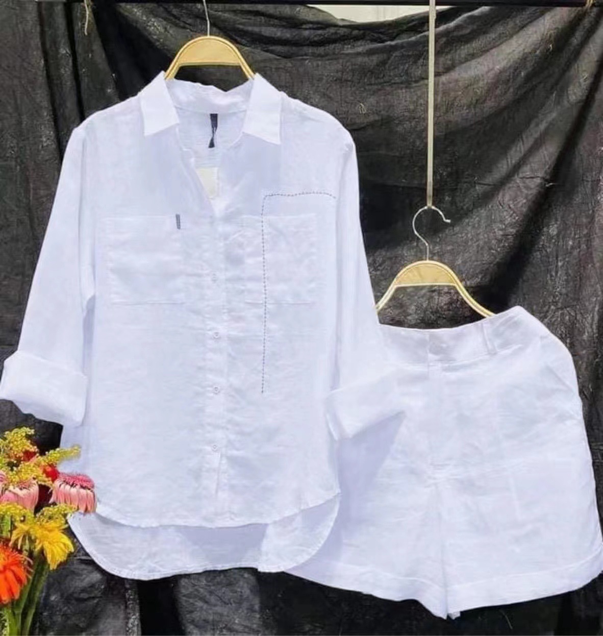 Home Office 2024 - Conjunto de camisa e shorts brancos